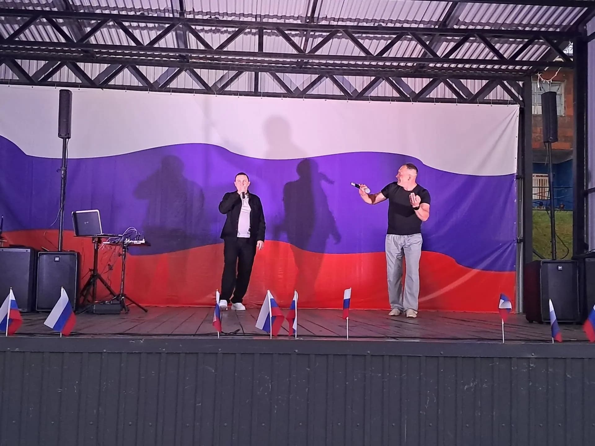 День России в Калинино: праздничный концерт
