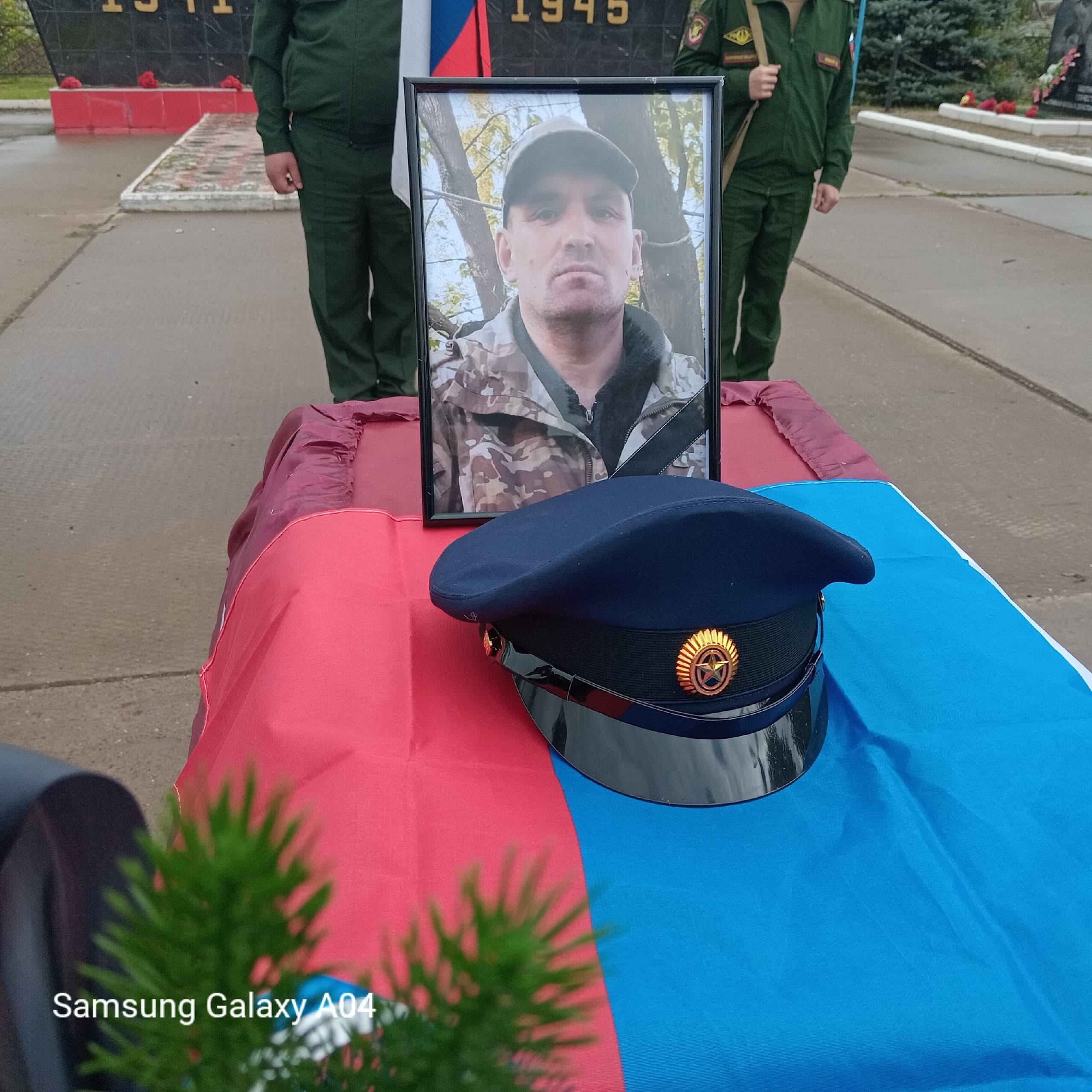 Сегодня в Малмыжском районе простились с участником СВО Алтояковым Николаем Ивановичем